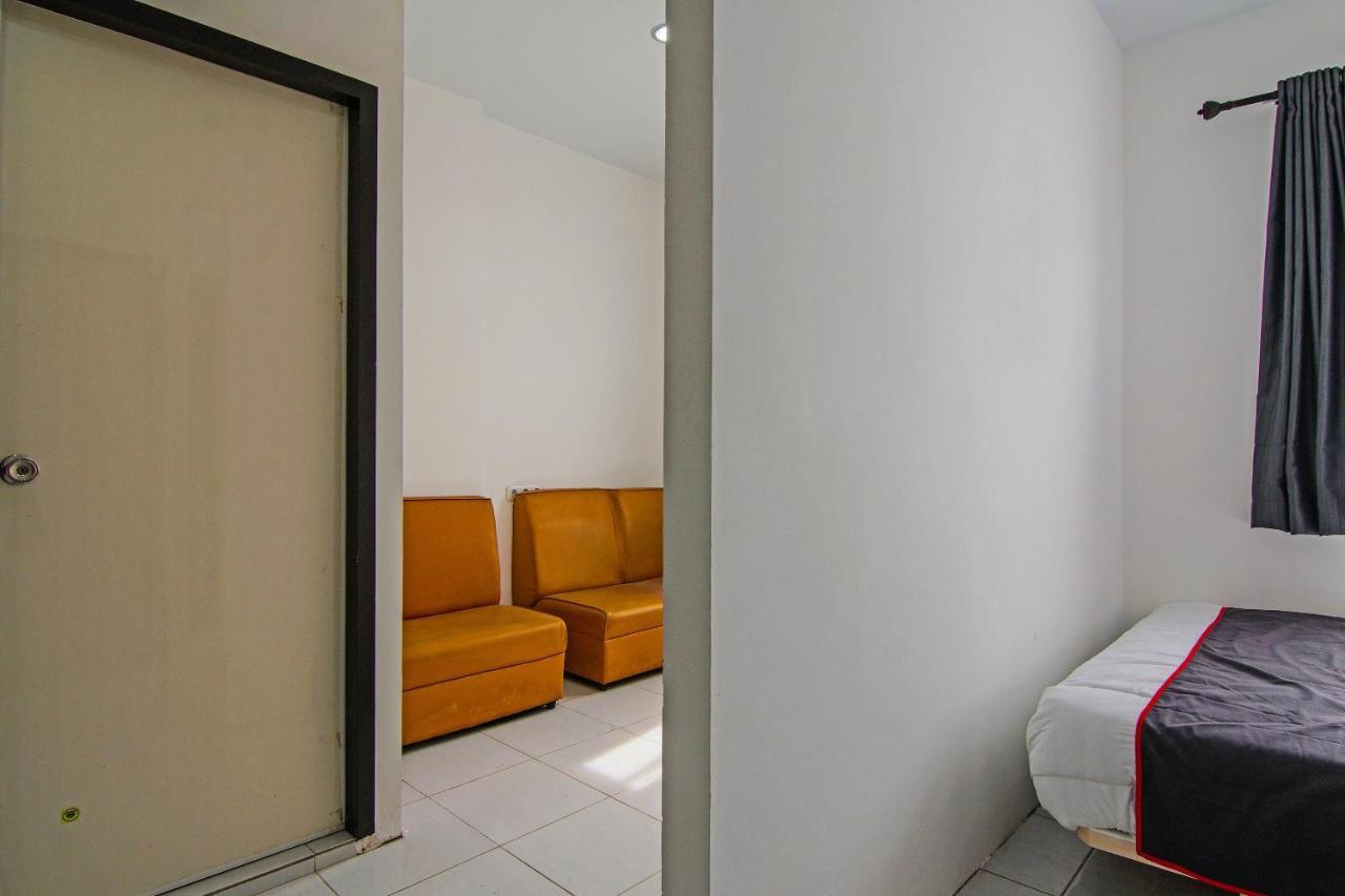 Hotel Oyo 92300 Koala House à Pekanbaru Extérieur photo