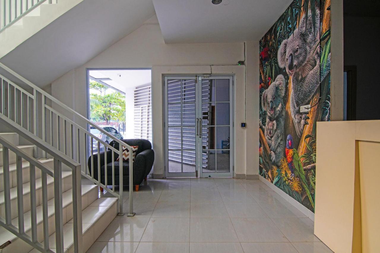 Hotel Oyo 92300 Koala House à Pekanbaru Extérieur photo