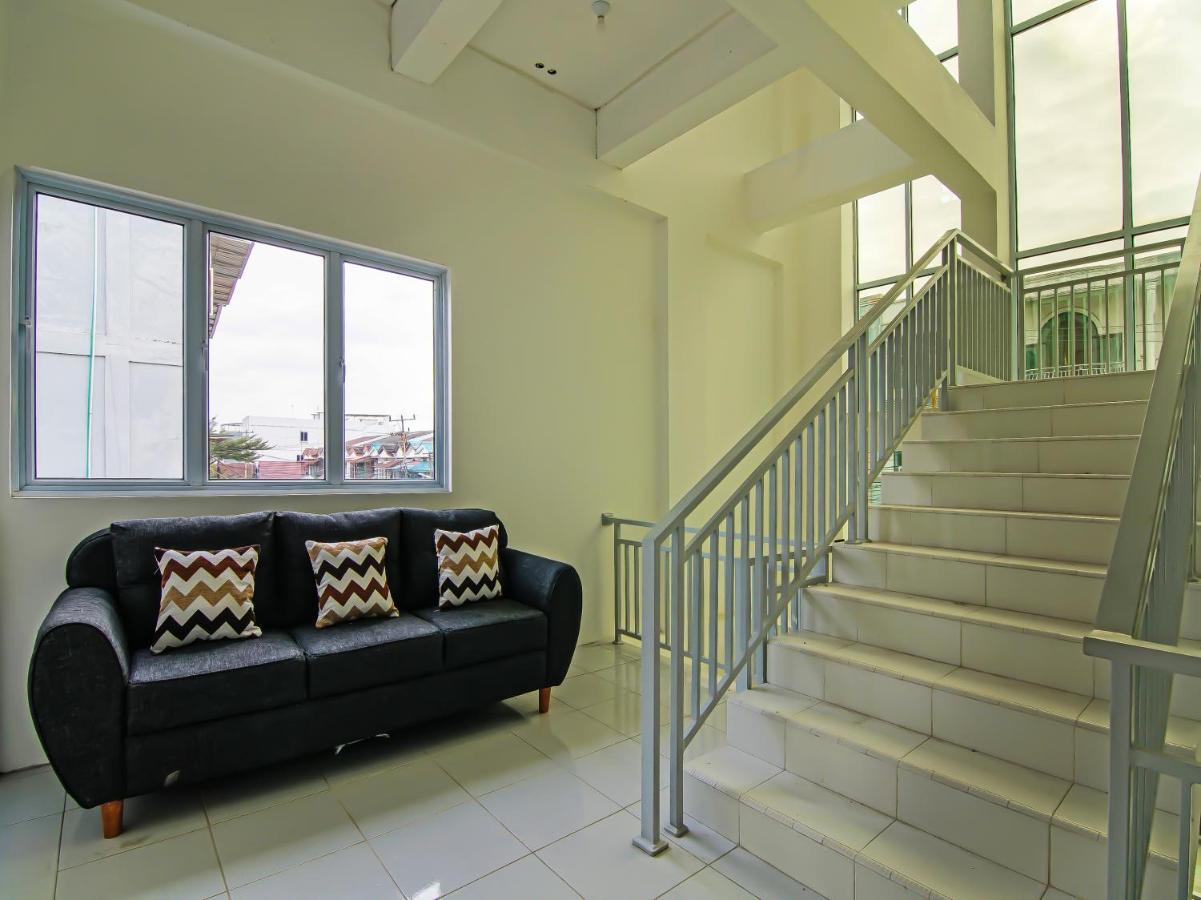 Hotel Oyo 92300 Koala House à Pekanbaru Extérieur photo